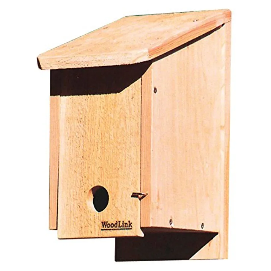 

Cedar Winter Roosting/Shelter Box for outdoor use natural cedar wood unfinished light brown weather-resistant and insulated des