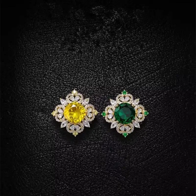 Fashion Delicate Crystal Flower Brooch For Women Clothing Coat Jewelry Accessories Gifts