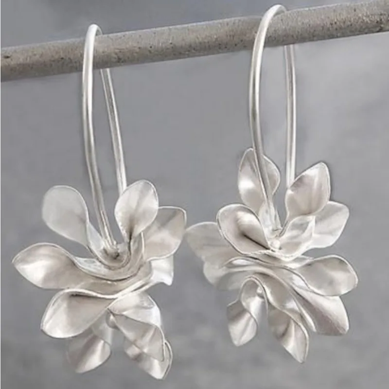 

Retro court style flower alloy female elegance personality fashion temperament earrings, earrings wholesale