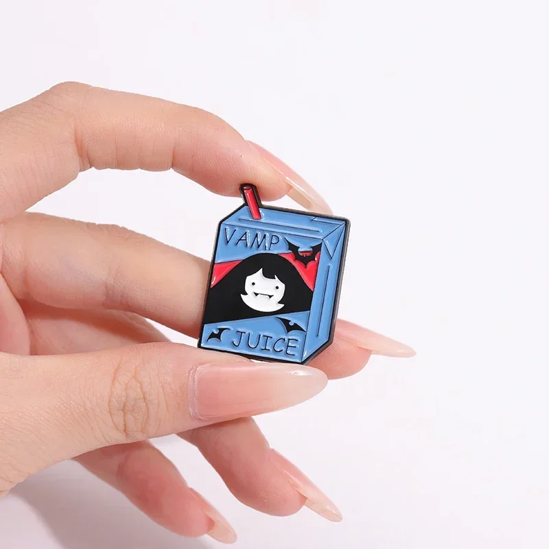 Cartoon MILK Box Emaille Pins Kreative Lyrics Limonade Glücklich Apfel Saft Abzeichen Revers Broschen Sommer Lustige Schmuck Zubehör