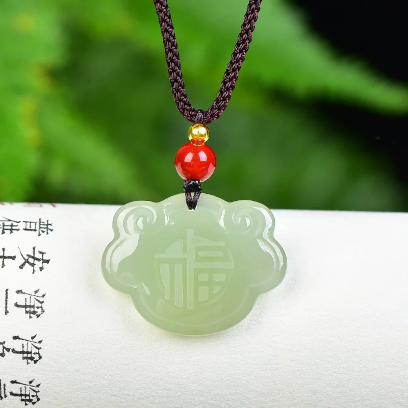 Exquisite Hetian jade Qinghai material auspicious-fulfilling lock pendant, ethnic style, fashionable and versatile