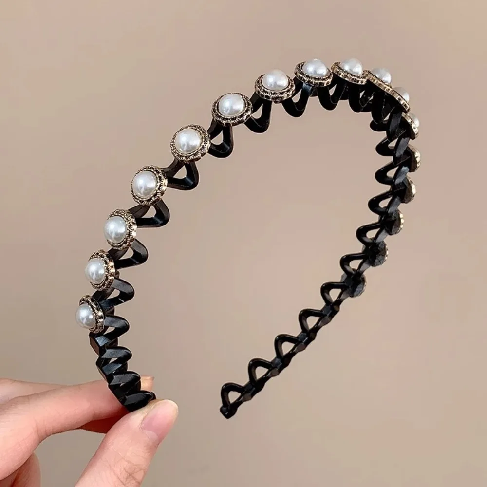 Serre-tête tressé élégant en strass et zircon avec fleurs et perles pour hommes – Outil de coiffure sans effort