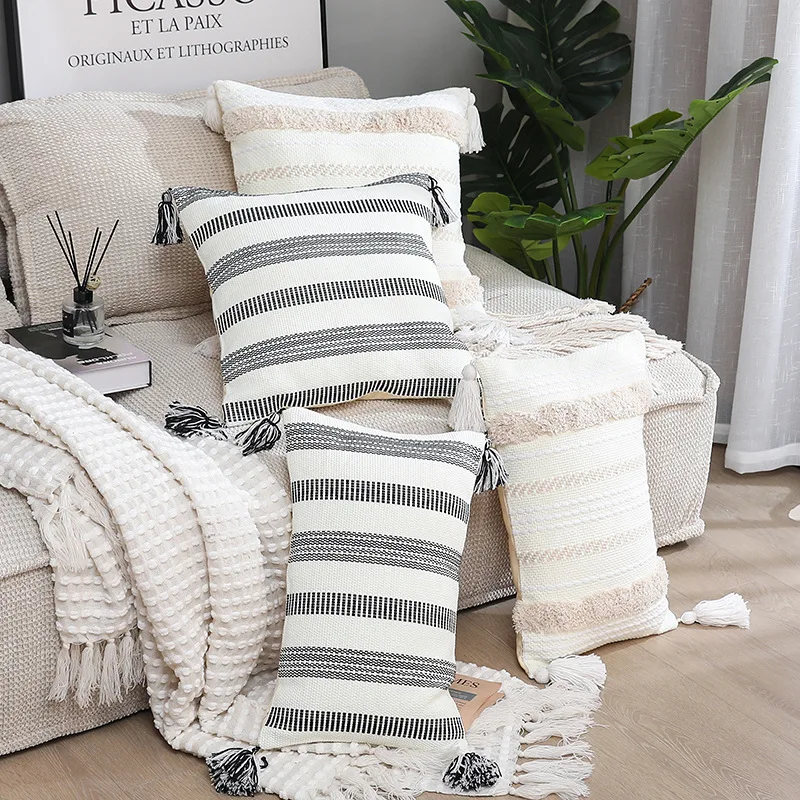 Withered Cross border hot selling color woven cotton thread black and white striped tassel sofa pillow living room bedroom waist