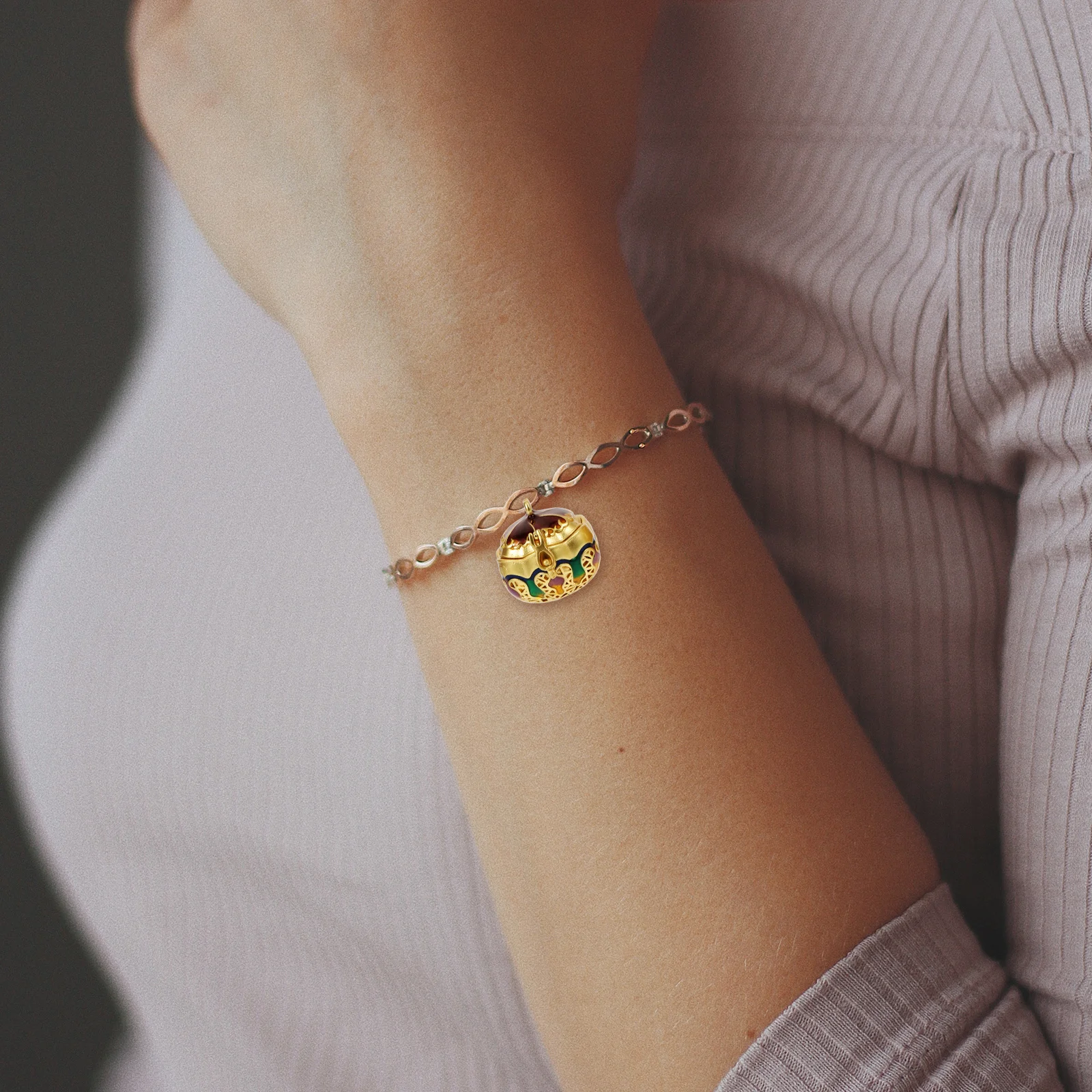 

2 шт., подвеска для ароматерапии в виде тыквы, медный сплав, открывающееся ожерелье, диффузор, клетка, кулон, подарок для вечеринок, подвески для ароматерапии