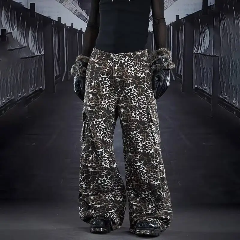 LUZHEN 2025 Fashion Leopard Print Niche Design Pockets Decorate Cargo Trousers Men's Trendy Handsome Street Casual Pants JY5325