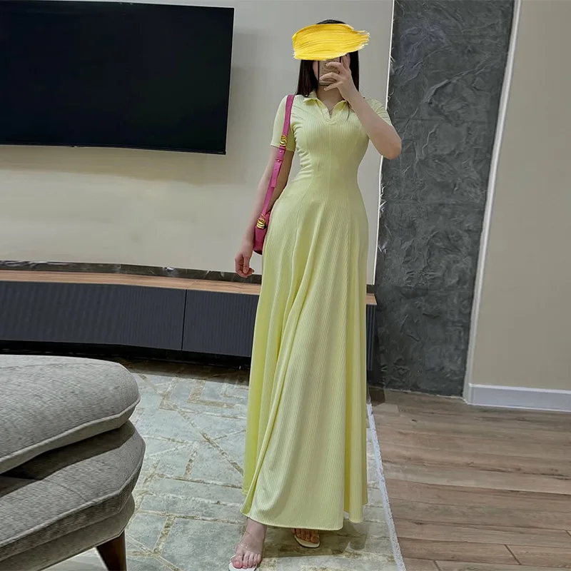 

Fashion Women's Dress 2025 Spring/summer Unique Hot Girl Foreign Trade Collar Short Sleeved Slim Fit Waist Knitted Long Skirt