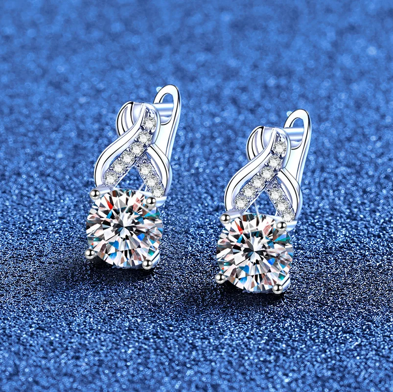 boucles-d'oreilles-moissanite-en-or-platine-pt950-18-carats-avec-un-sens-du-luxe-boucles-d'oreilles-a-pampilles-d'amour-inffini-croise-boucles-d'oreilles-a-la-mode