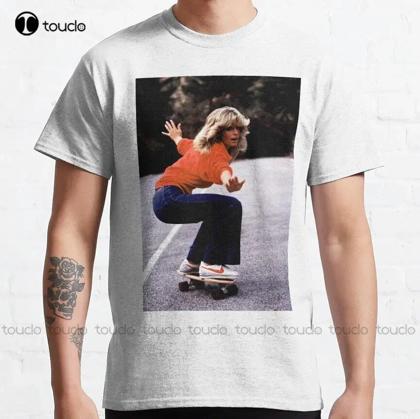 Farrah Plays Skateboard Classic T-Shirt Custom Aldult Teen Unisex Digital Printing Tee Shirts Funny Art Streetwear Cartoon Tee