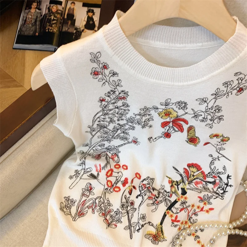 Vintage Vests For Women 2024 Summer Embroidered Elegant Stylish Fashion Sweater Tees Tops Sleeveless O-neck Ladies Knitwear