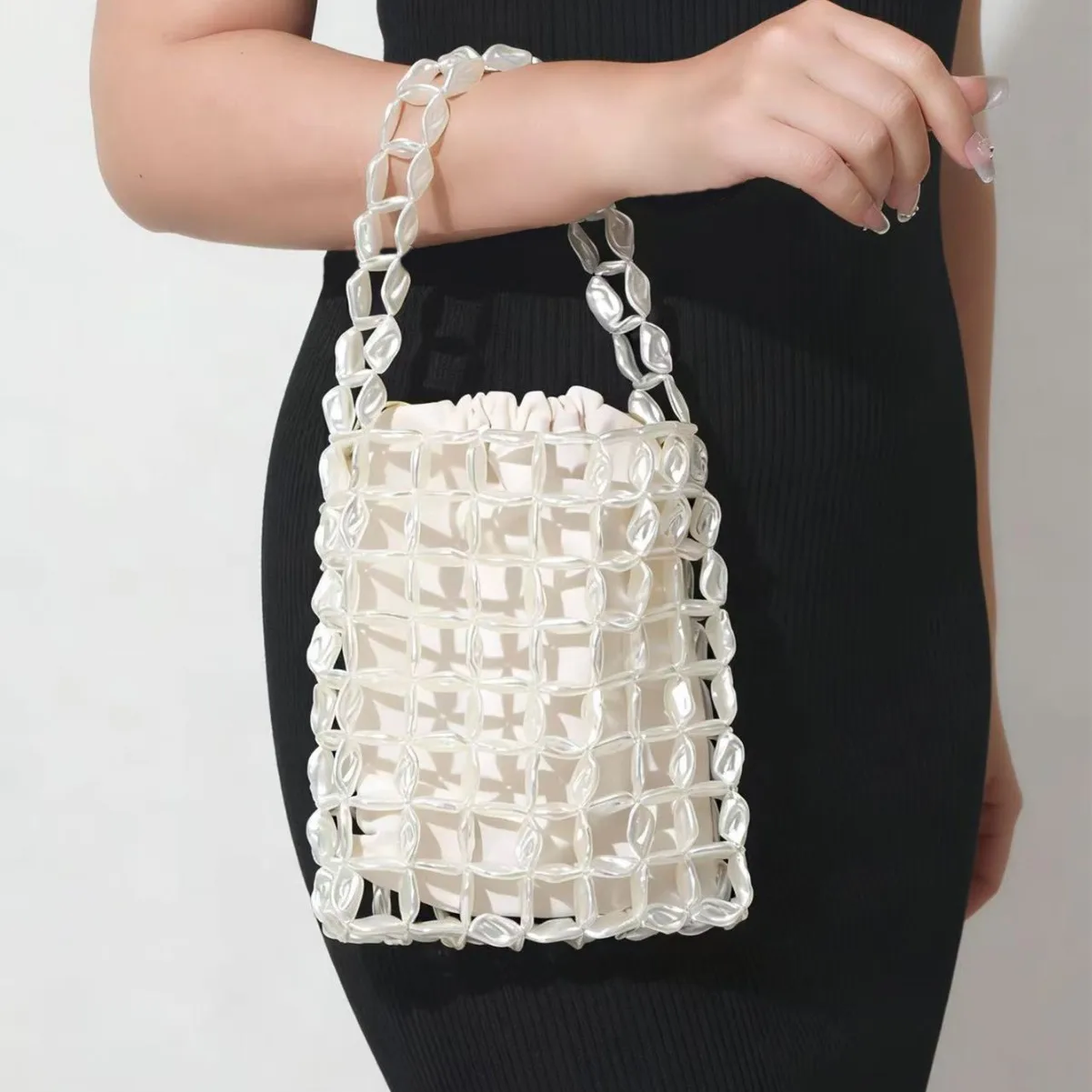 

Handcrafted Beaded Hollow out Evening Bag Women's Handbag Versatile Holiday Style Dinner Bag Crossborder Small