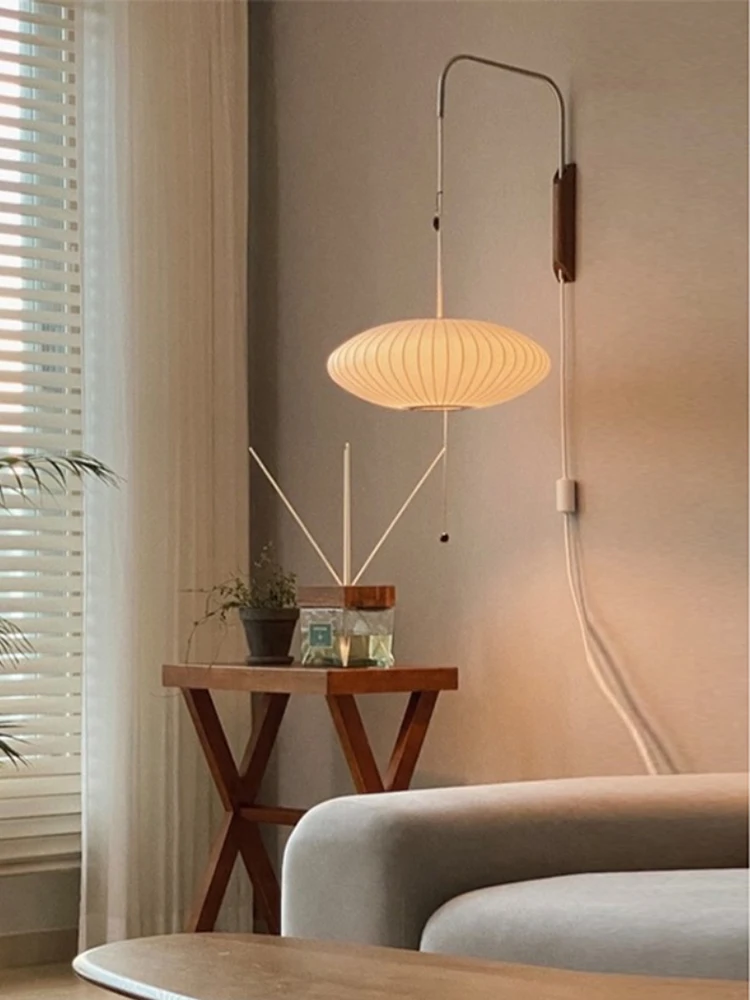 Italienische Designlampe, einfache Seidenwandleuchten, fliegende Untertasse, Wandleuchten, Kunstdekoration, Schlafzimmer, Nachttisch, Arbeitszimmer, Wohnzimmer, Laden, Glanz