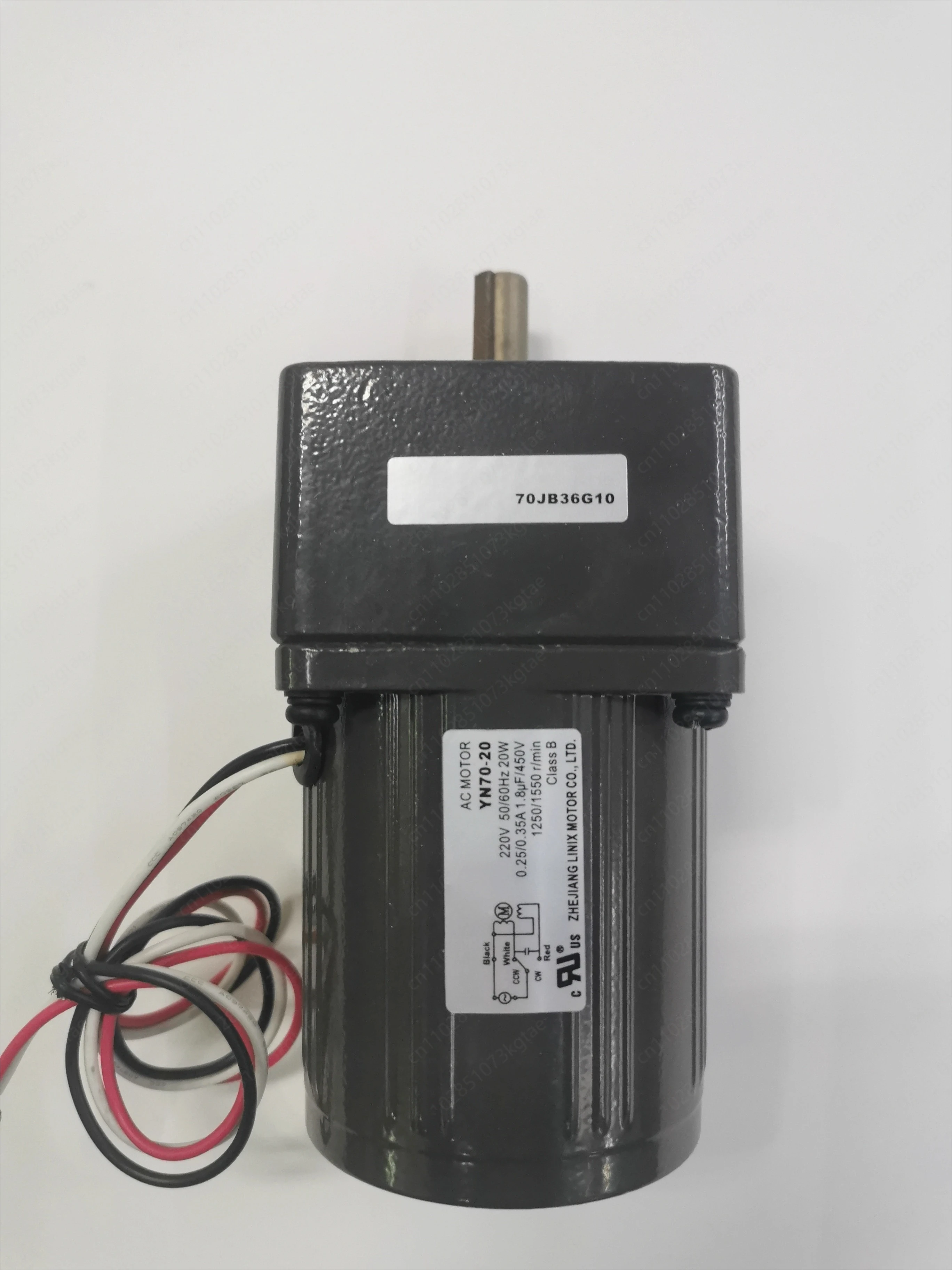 Low speed single phase asynchronous induction vertical reducer motor YN70-15 50G1032