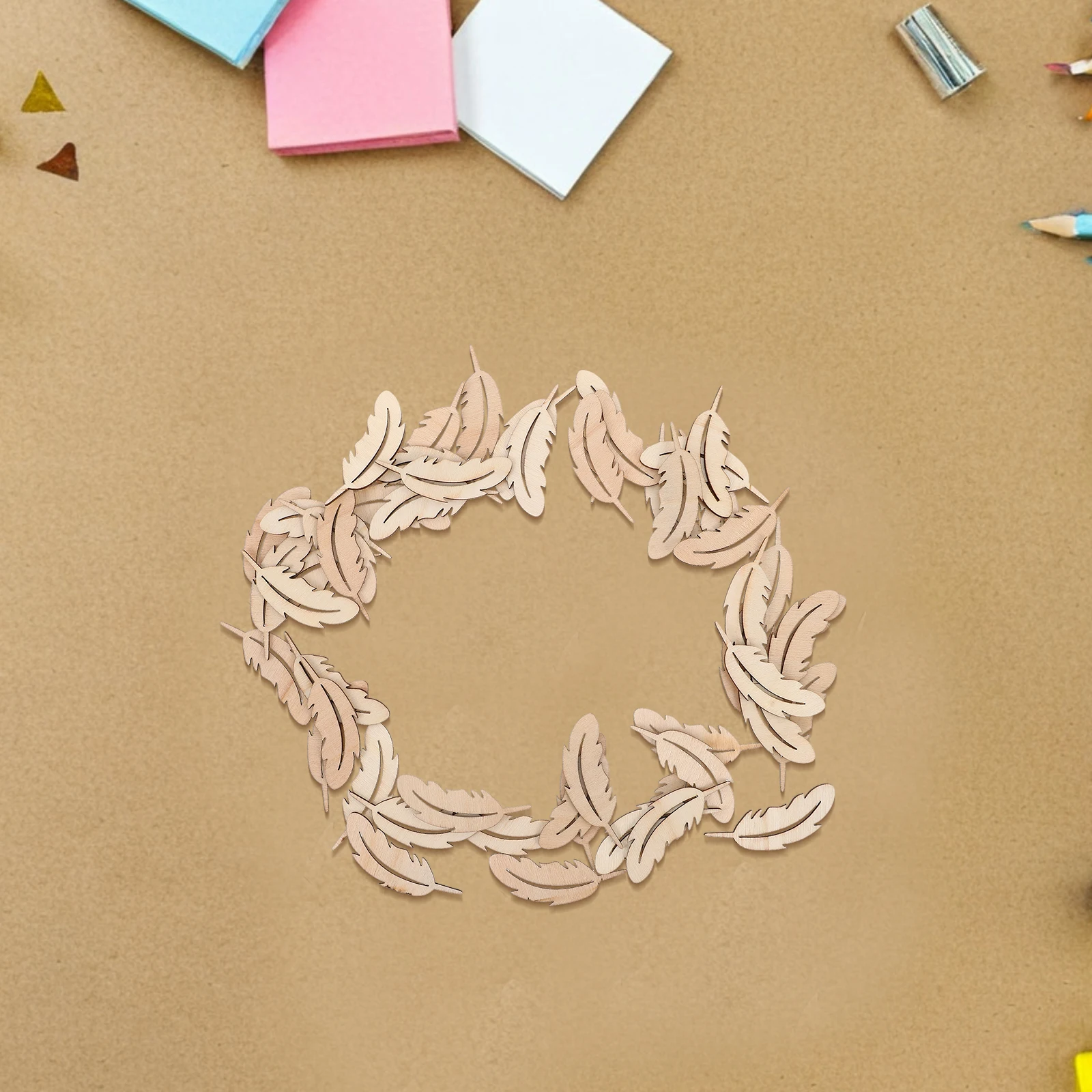 

50pcs Wooden Plume Crafts Unfinished Natural Wood Slices Diy Craft Embellishments Blank Hanging Tags For Wedding Home Decor