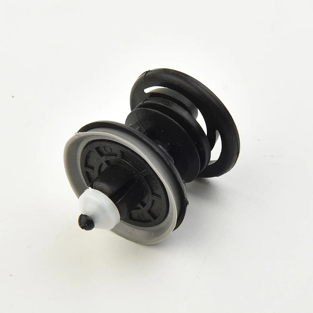 20x Car Clips Rivets Fastener For ADDY for golf for passat for touareg T5 for scirocco for golf VARIANT 09 for sharan for