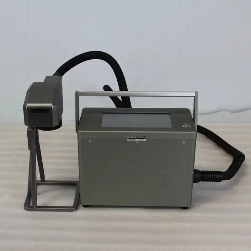 Yunyi Handheld Mini Laser Graveur Markering Machine Draagbare Draagbare Dot Peen Markering Machine Voor Vin Code
