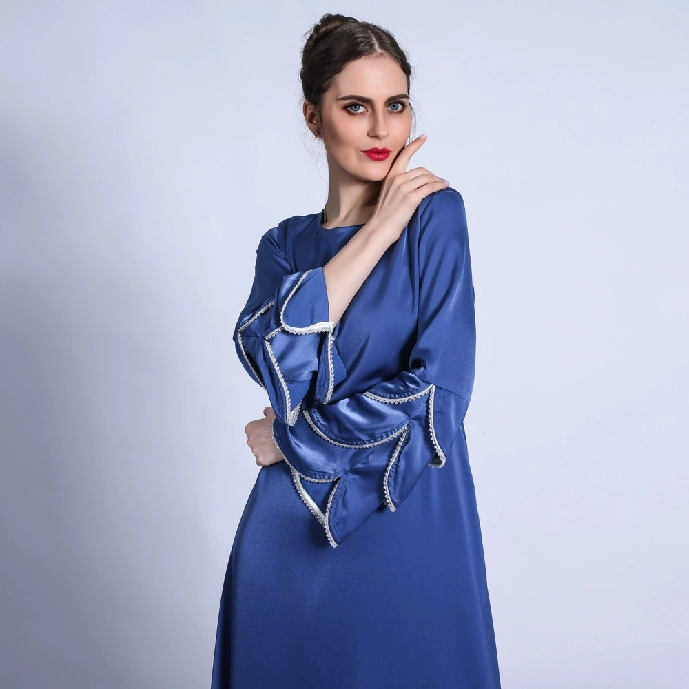 

Ramadan Moroccan Muslim Arab Dress with Fish Tail Three Layer Sleeves and Bright Beads A-line Large Swing Long Dress for Women