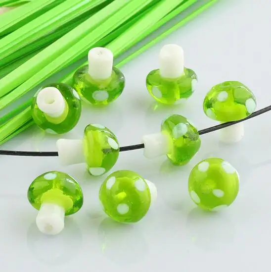 

20pcs 10*13MM Grass green Lovely Lampwork Mushroom Glass Spacer Loose Beads Charm Findings