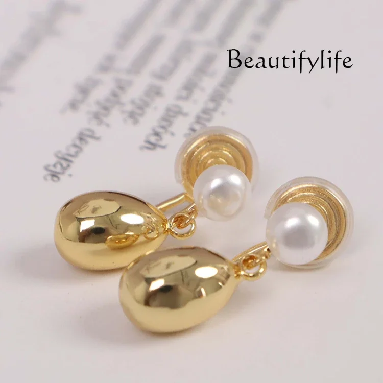 Square and round face water drop-shaped ear clips without ear piercings women's new niche French gold earrings show a small face