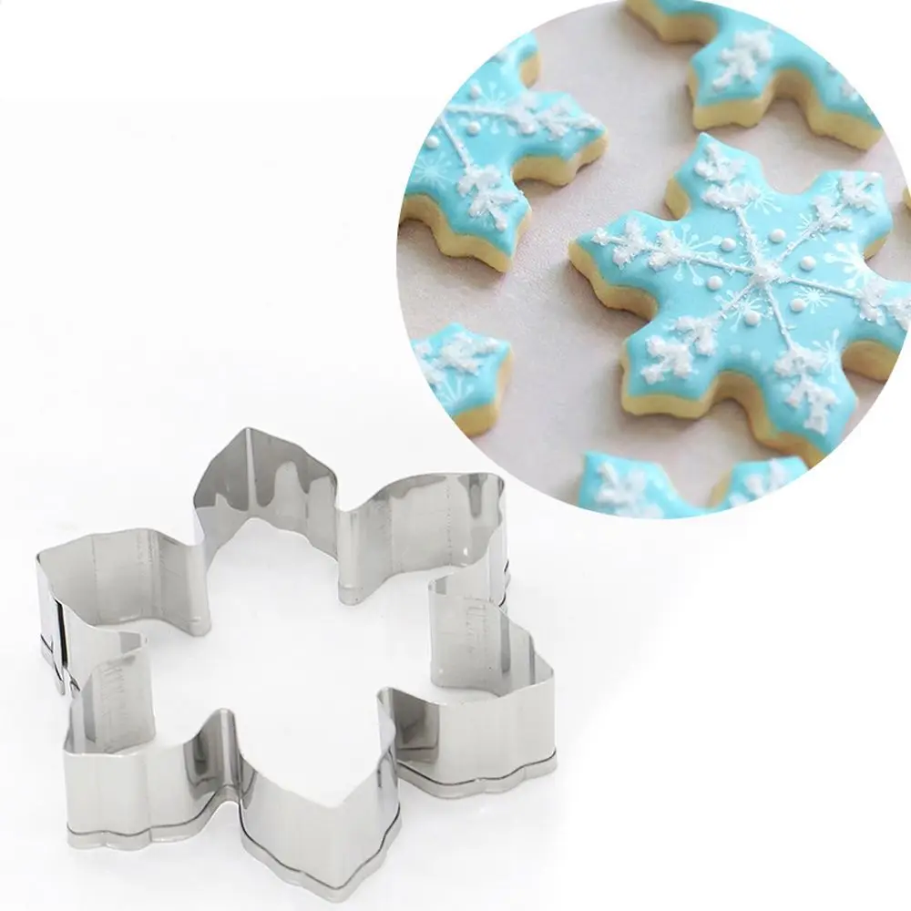 1/2PCS Christmas Cookie Cutter Stainless Steel Biscuit Mold Baking Tool Xms Theme Snowflake Santa Claus Cake Mould