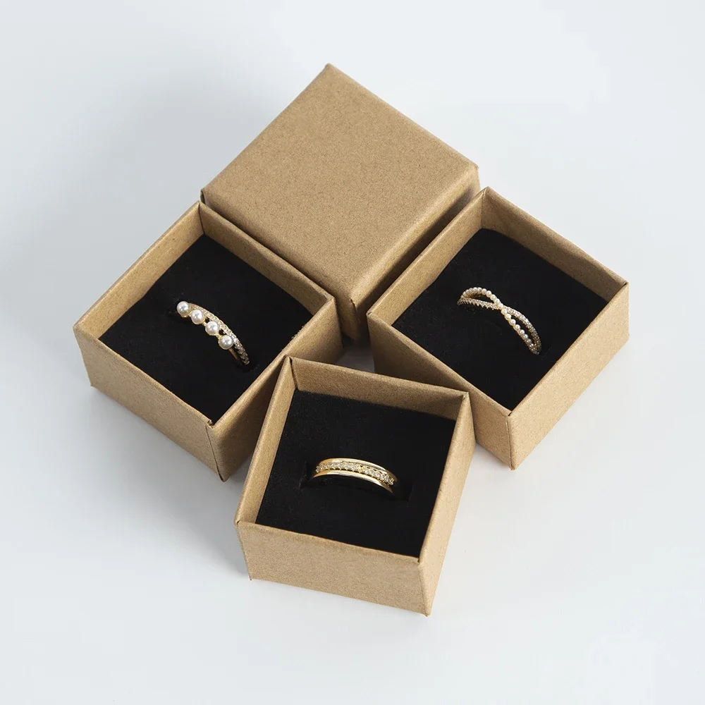 

10pcs Kraft 4x4x3cm Rings Jewelry Box Brown Organizer Carton Cardboard Travel Jewelry Gift Packaging Box Case With Sponge Inside