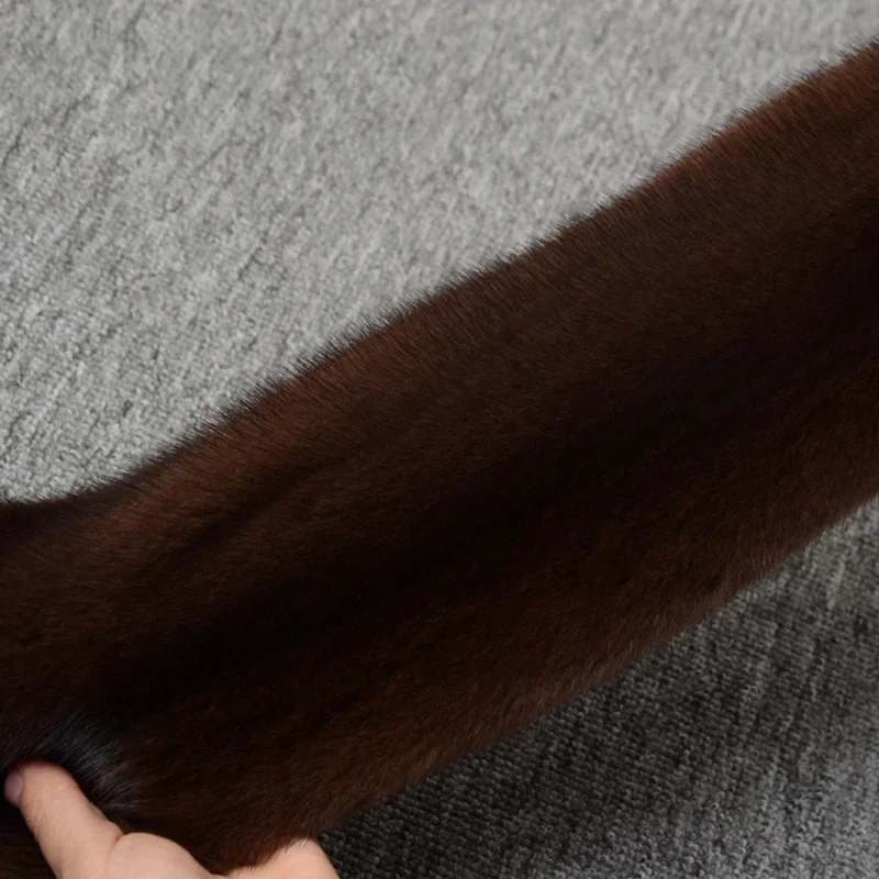 1Pcs Natural Mink Pelt Brown Color Luxury Fur for DIY Apparel Sewing Fluffy Trim Trimming Fabric Sewing Costume Craft Decoration