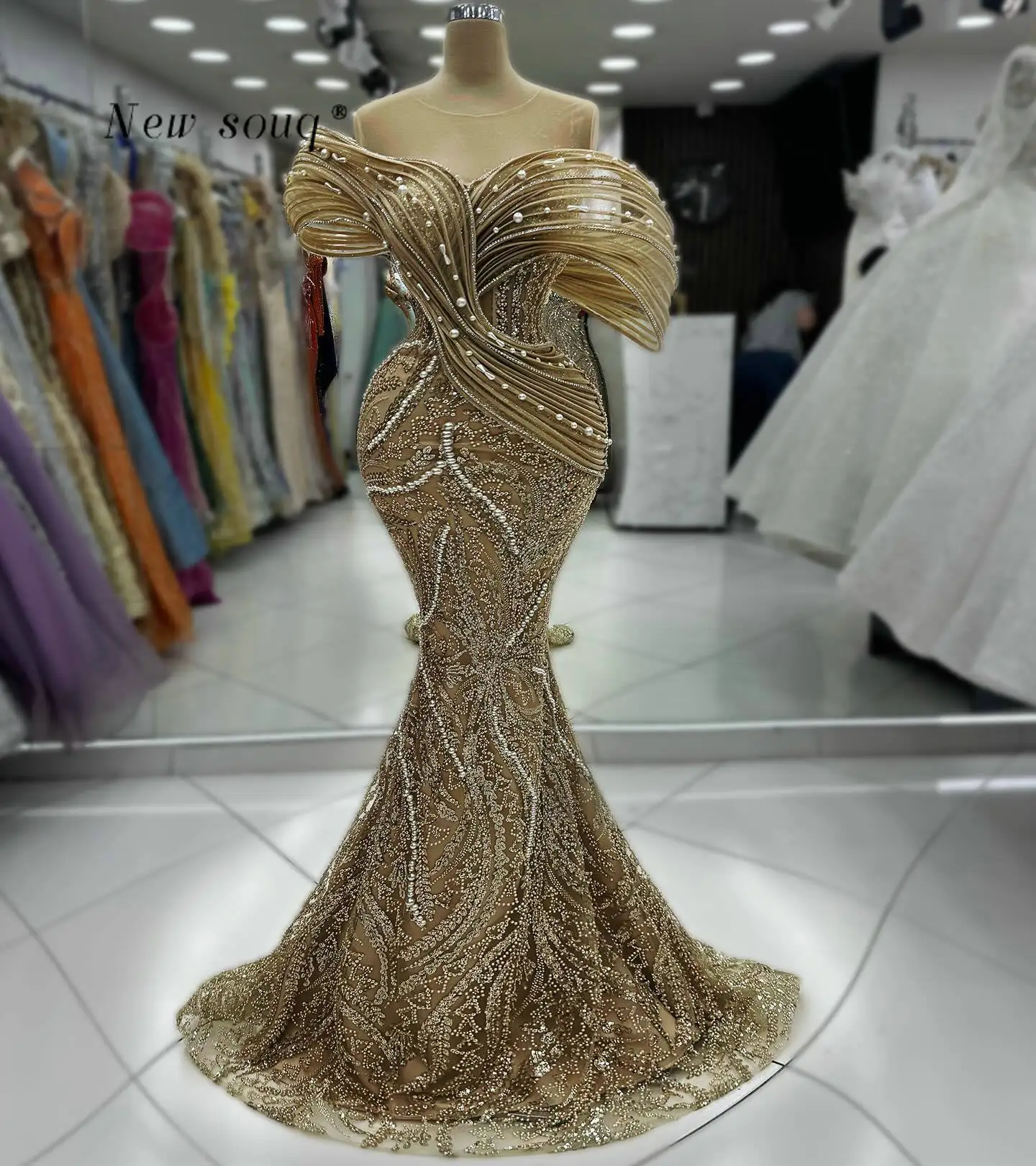 

3D Ruched Off Shoulder Mermaid Prom Dresses Arabic Long Party Gowns Pearls Crystals Sparkly Formal Evening Gowns Customized