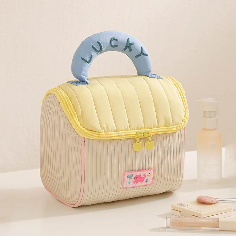 

New House-shaped Makeup Bag Large Capacity Portable Toiletry Bag Handheld Makeup Accessory Travel Washbag Women