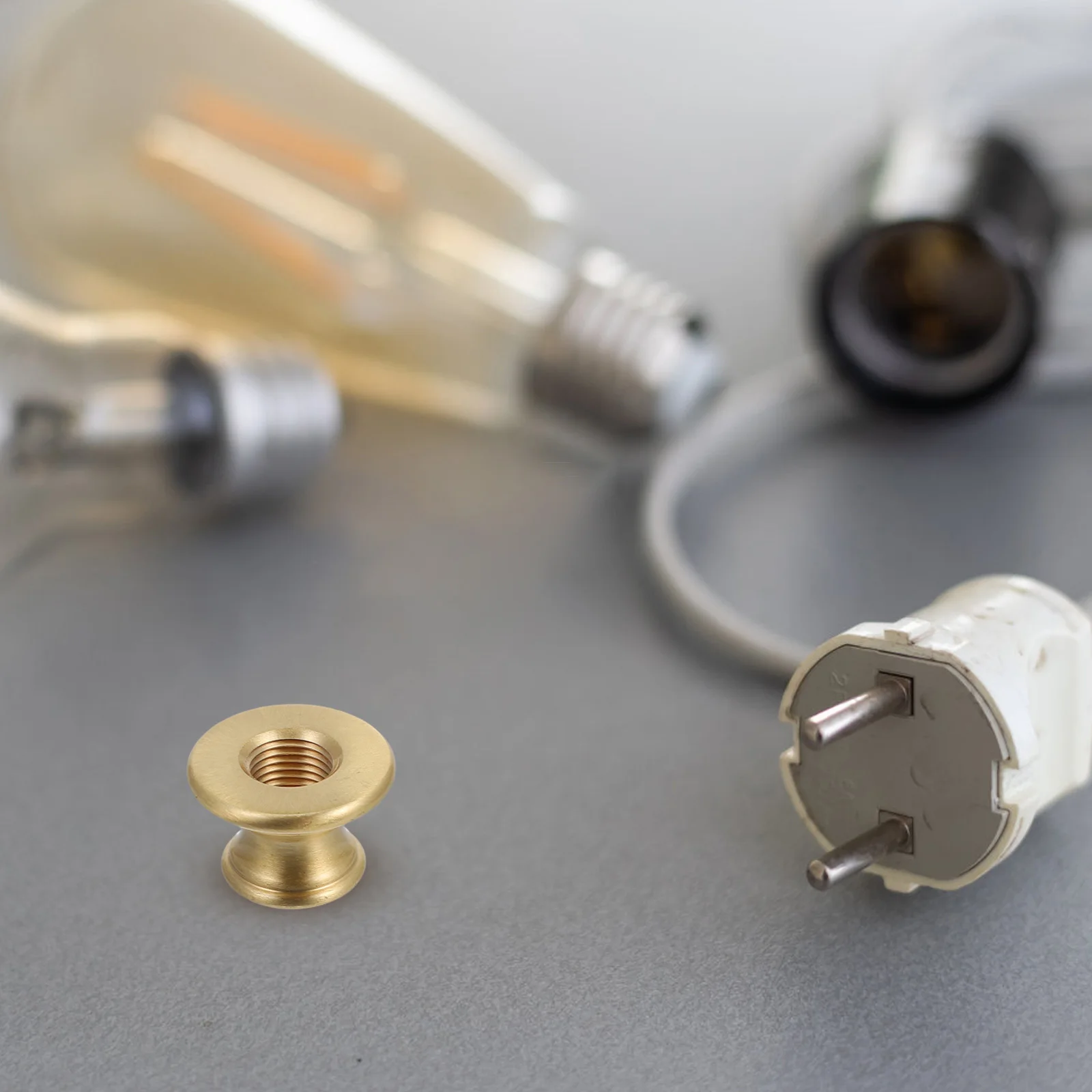 

4Pcs Lamp Coupling Parts Threaded Connector Solid Brass Table Lamp Fittings for Repair Assembly T-Shaped Brass Connector