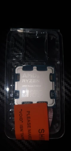 AMD Ryzen 5 9600X 100% AMD R5 9600X CPU Max Boost Up to 5.4GHz 6 Cores 12 Threads 32MB L3 Cache AM5 for B850 X870 photo review