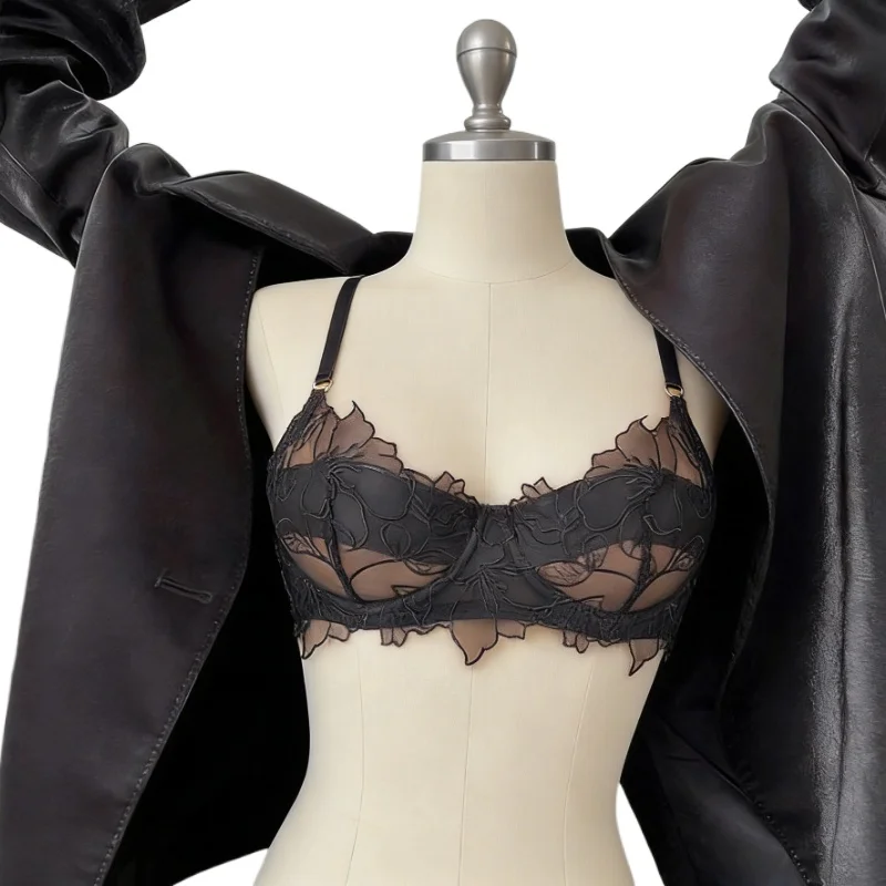 Elegantes französisches Spitzen-Dessous-Set, sexy Cut-Out-Stickerei, ultradünn für kleine Brüste, gerafft, schnelle Verschlussführung, reines erotisches Design ABC