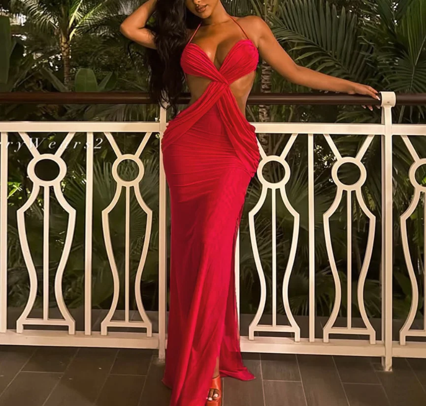 

Design A Sexy Backless Pleated Chest Wrapped Hip Skirt with Hanging Neck, Solid Color Banquet Low Cut Long Dress