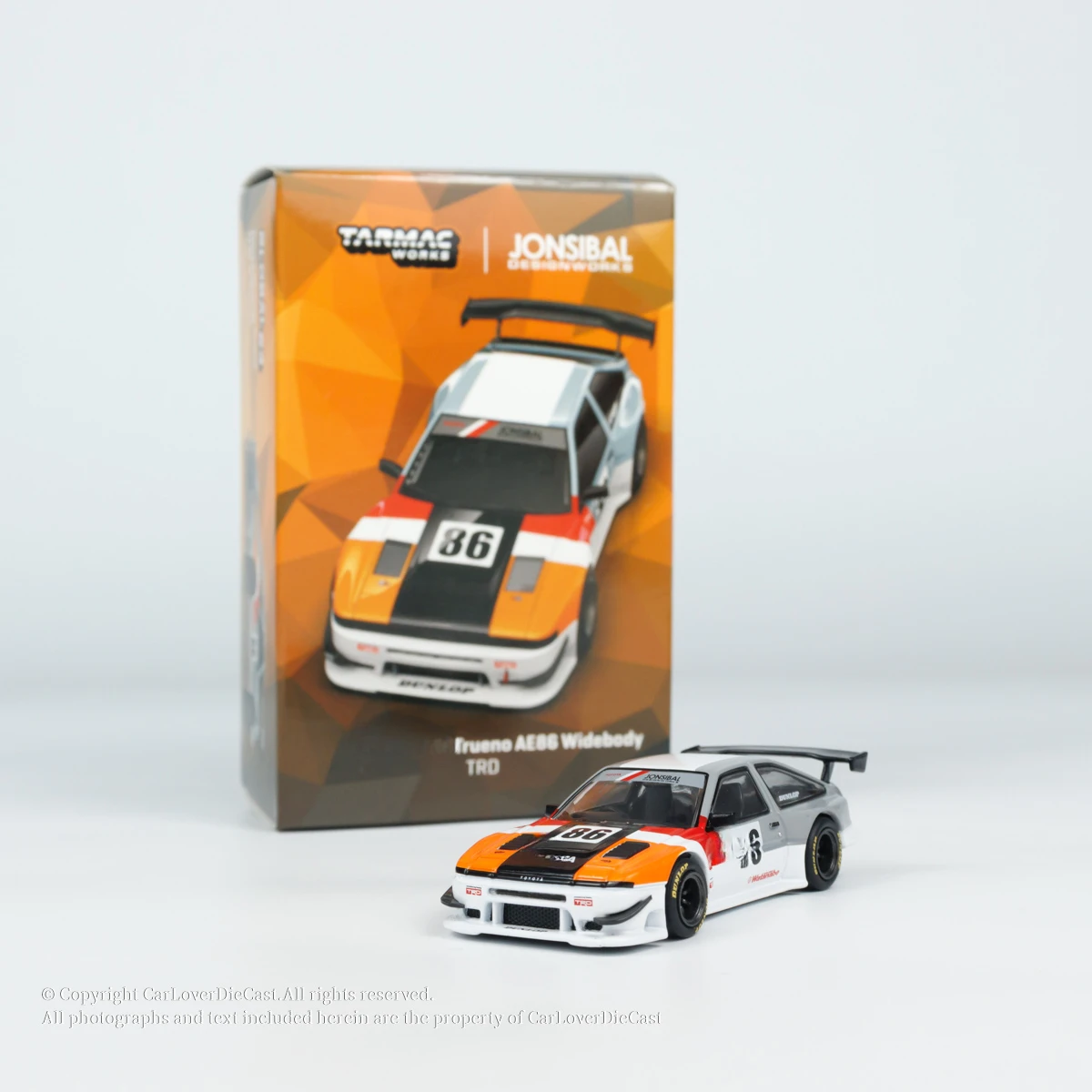 Tarmac Works 1:64 Sprinter Trueno AE86 Widebody TRD Model car