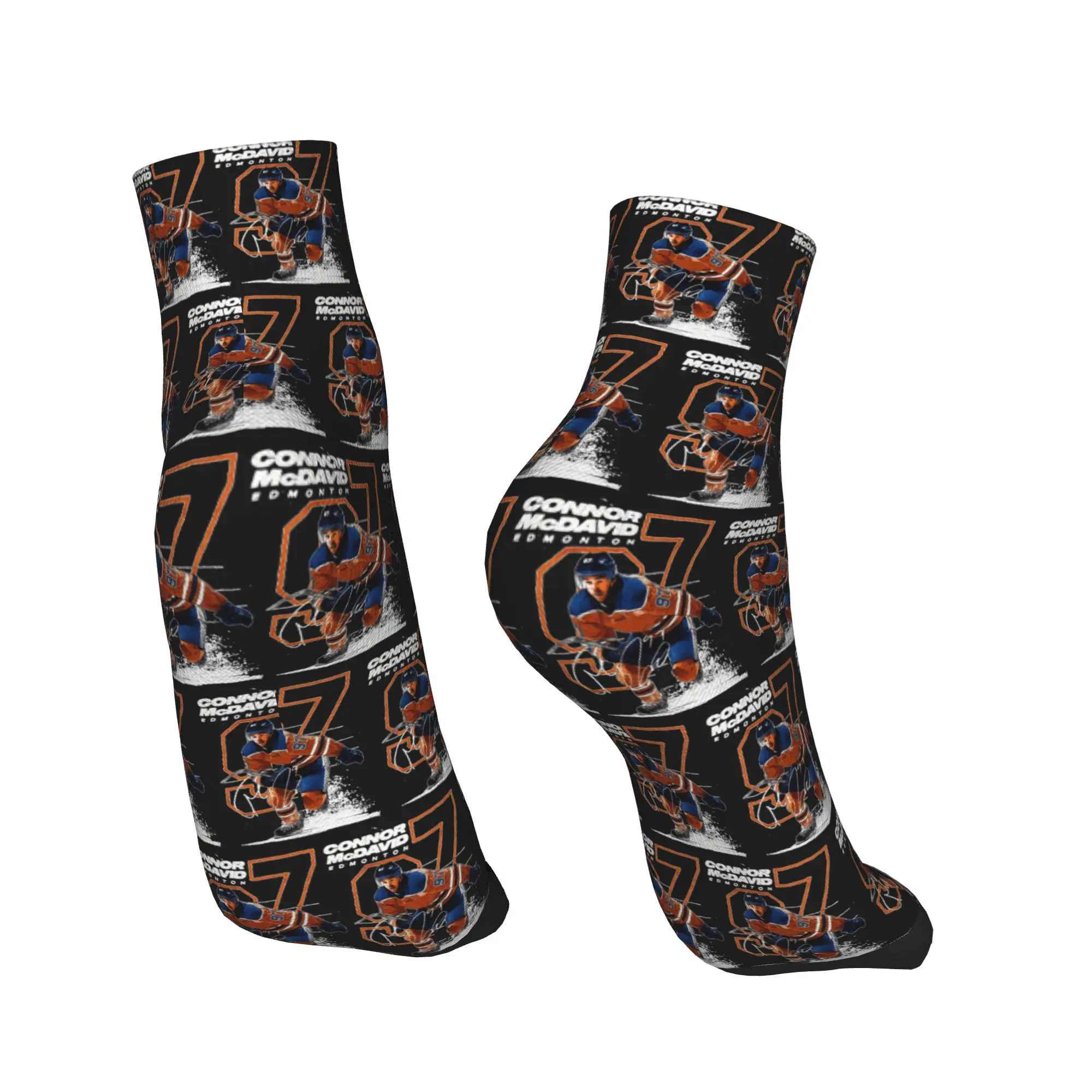 Alle Jahreszeiten Connor McDavid 97 für Edmonton Oilers Fans Socken Harajuku Super Tube Socken Weiche lässige Strümpfe für Männer Frauen