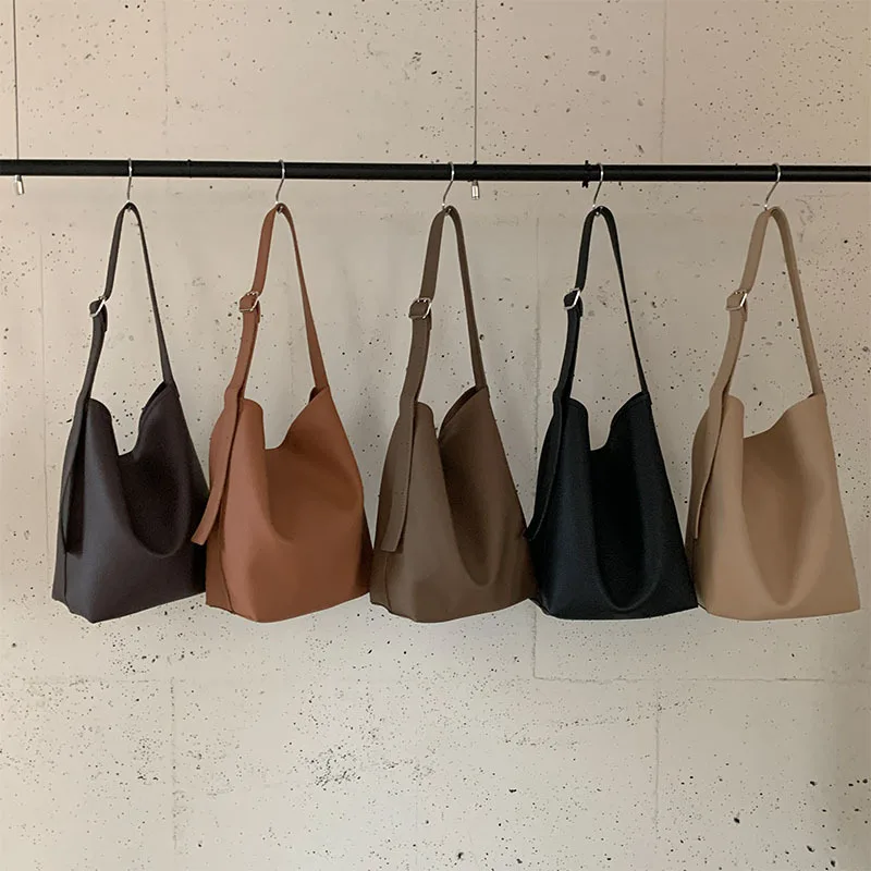 Niche commuter single shoulder Tote bag female 2023 new trend ins fashion all cross-body bucket bag