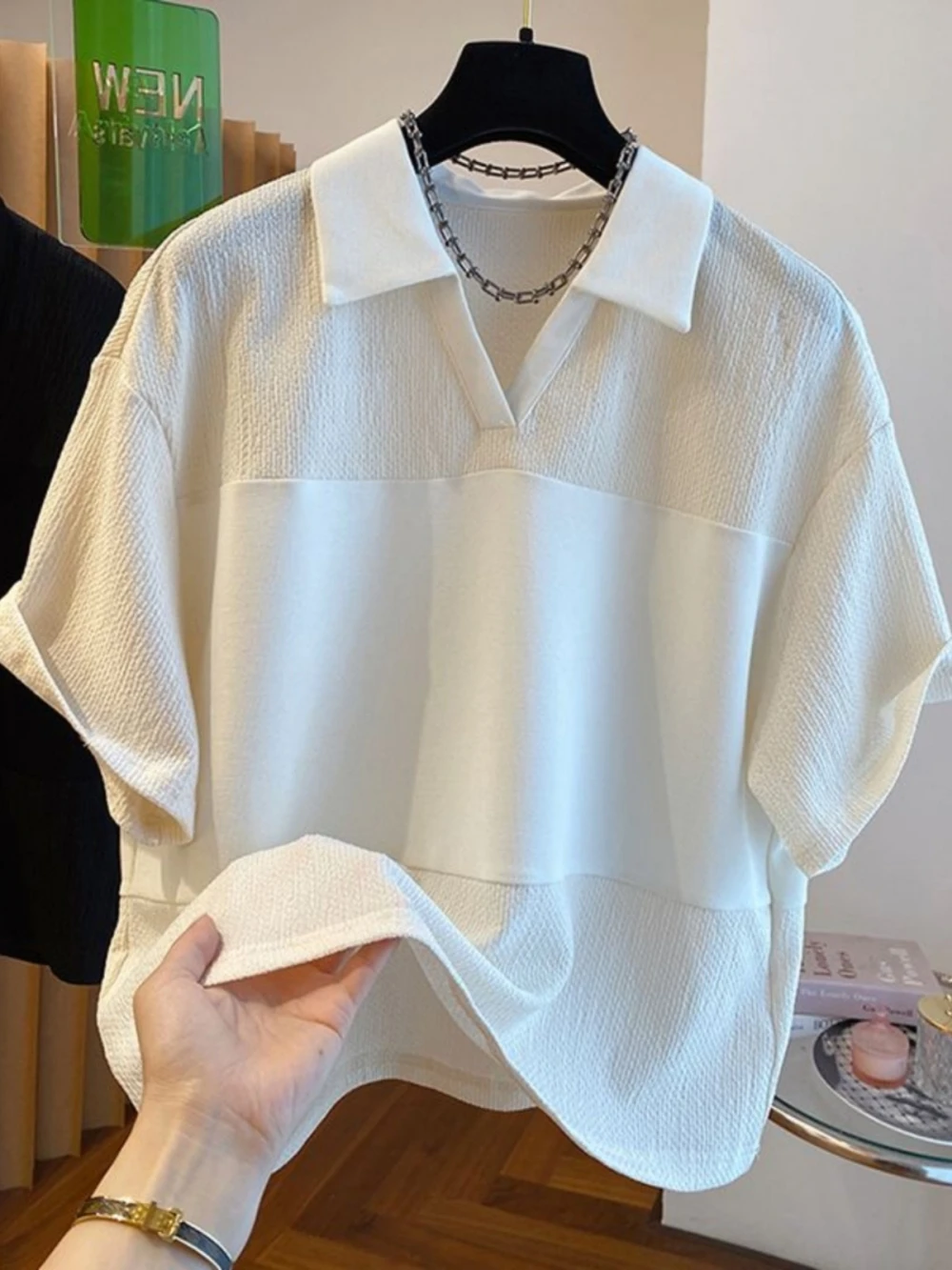 

plus Size Women's Shirt V-Neck Short Sleeve Loose Fit Summer Thin Casual Versatile Top And Pear Shaped Body Types