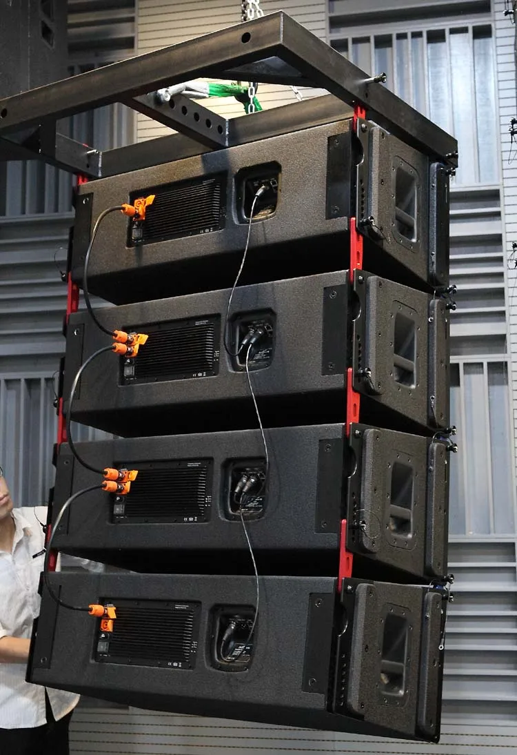 Picture 5: Line Array Speakers System,powered with DSP