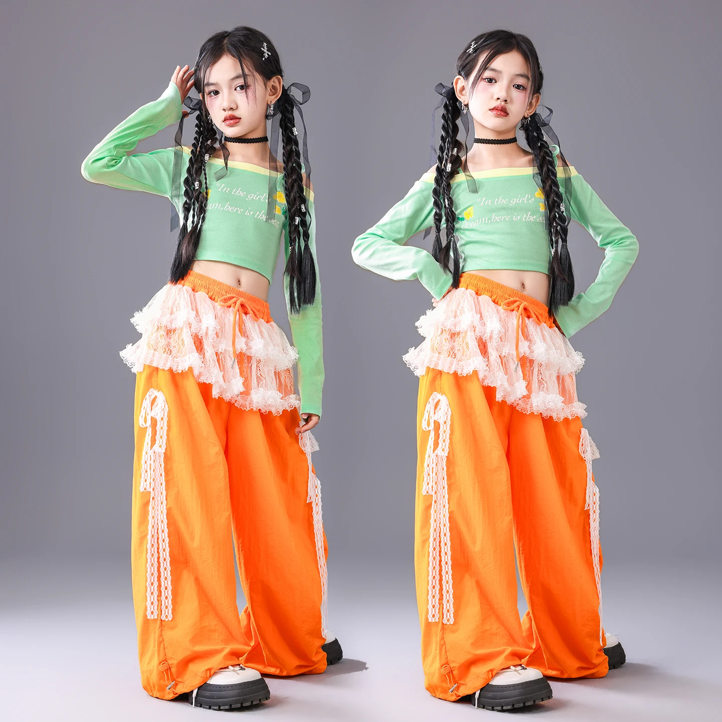 

2025 детские танцевальные костюмы в стиле хип-хоп для девочек, укороченные топы, оранжевые брюки, одежда Kpop, современная одежда для джазовых представлений, рейв, DQS21409