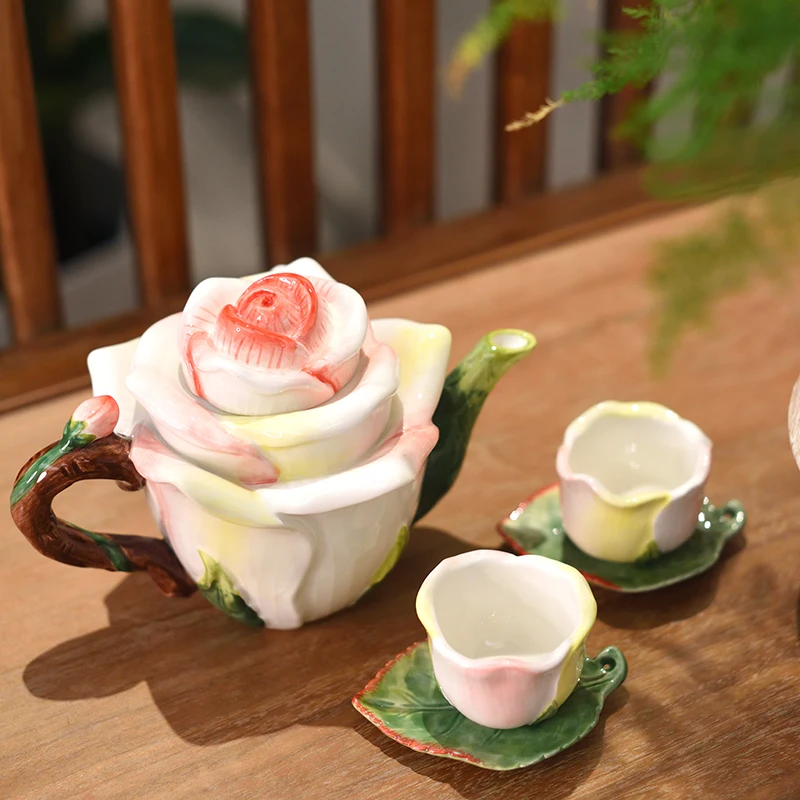 European Style Ceramic Teapot Creative Flower-Shaped Cup and Saucer Set Afternoon Tea Table Decor Living Room Tea Set for Home