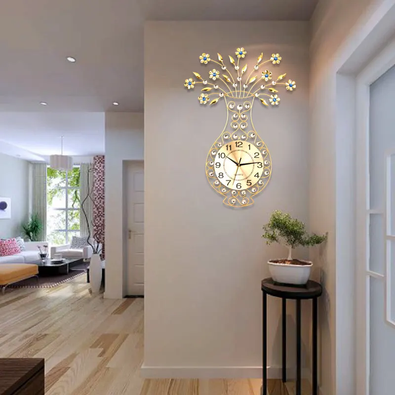 White Metal Elegant Wall Clock Fashion Luxury Design Modern Digital Clock Living Room Gold Relojes De Pared Home Decor Items