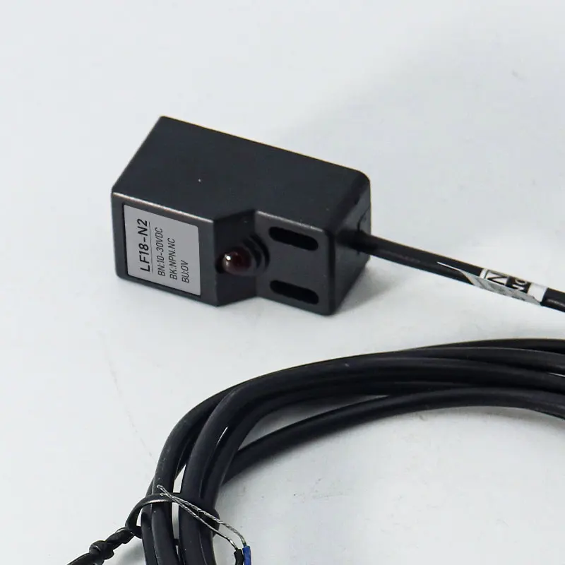 

Бесконтактный переключатель SN04-N Датчик обнаружения металла для проверки металла SN04-N2 SN04-P SN04-P2 SN04-D1 D2 Y1 Y2 NPN PNP NC NO