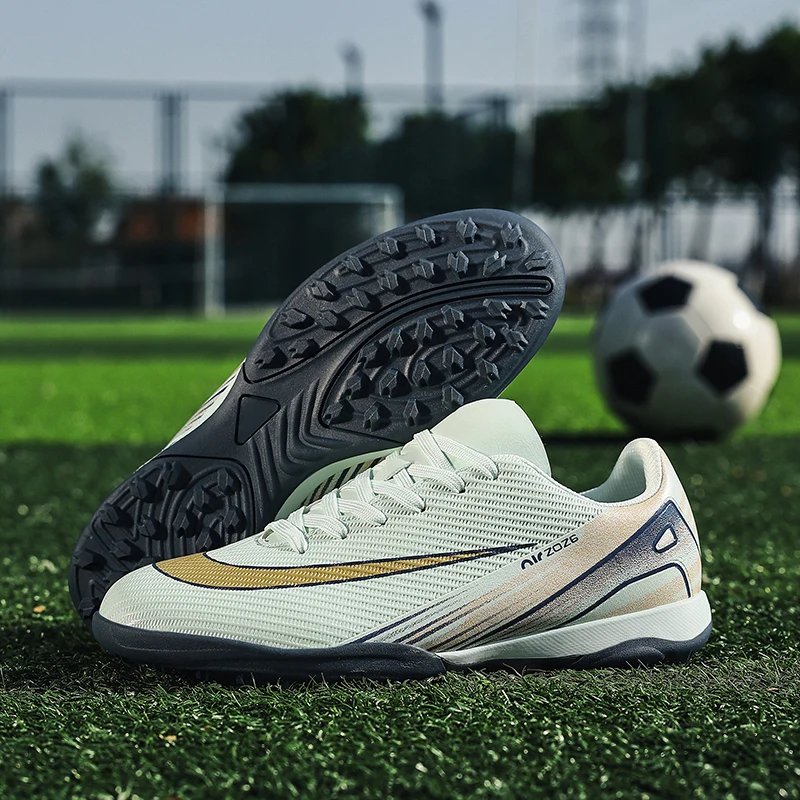 

Mens Soccer Shoes FG/TF Professional Match PU Leather Surface Breathe Ankle Protection Training Football Shoes for Man