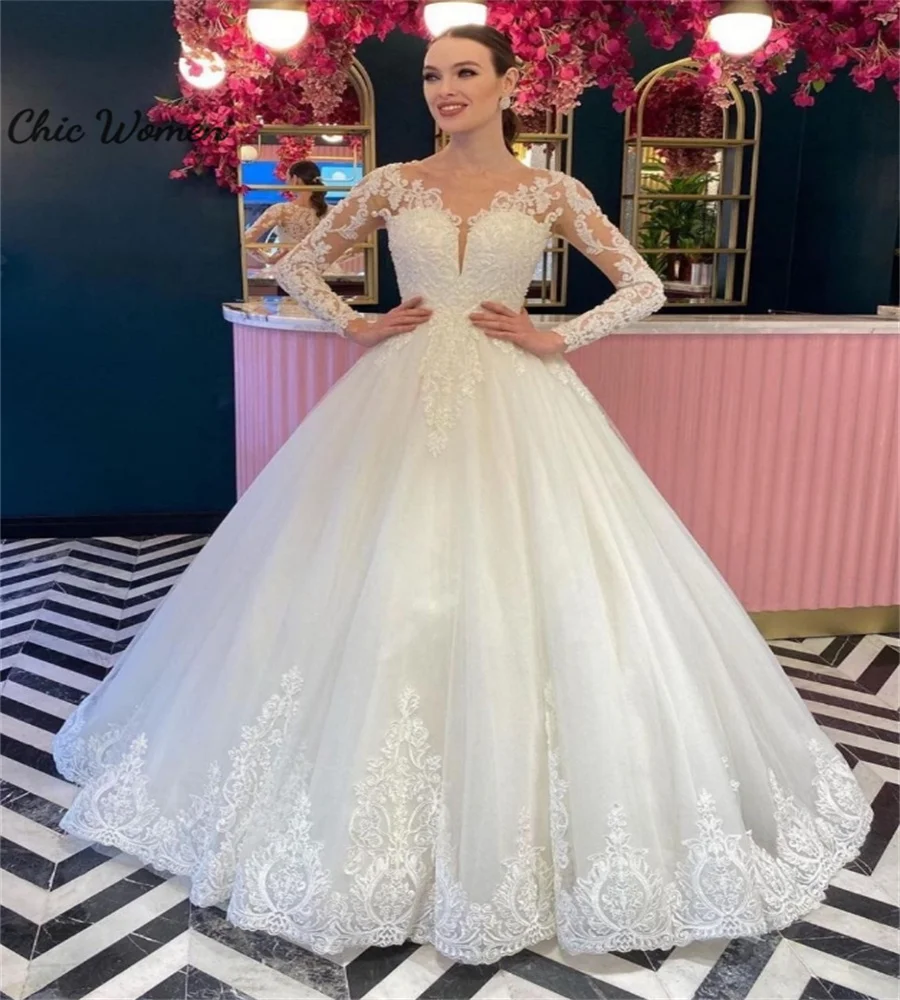 Gorgeous Lace Wedding Dress With Long Sleeve Elegant A Line Sweep Train Appliques Castle Church Bridal Gown For Women Customized