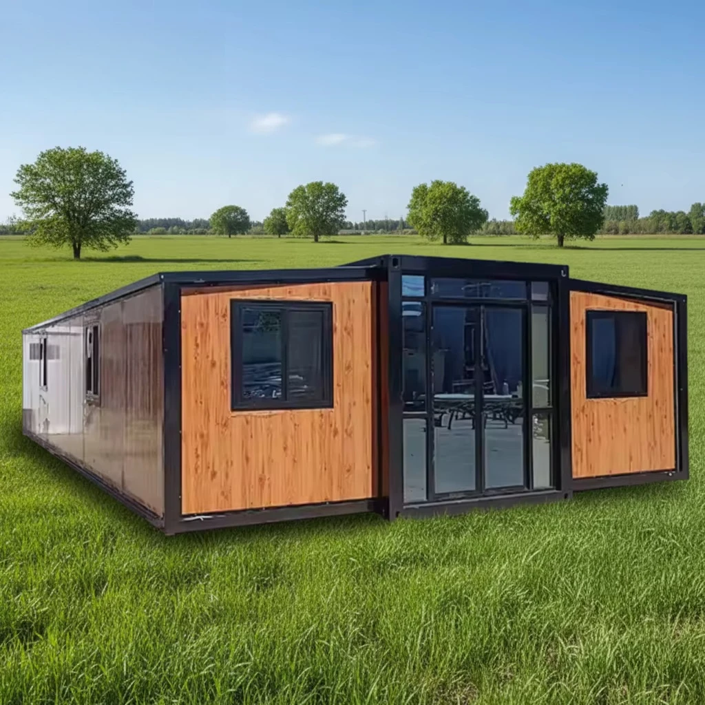 20FT Foldable Expandable Container House Complete Toilet Shower Facility Customized 3 Bedroom Layout Heat Insulated for Outdoor