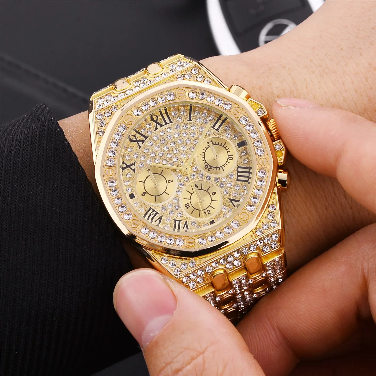 

Часы для мужчин Лучший бренд класса люкс Iced Out Часы Бизнес Кварцевые наручные часы Хип-хоп Золотые бриллианты Мужские часы Reloj Hombre