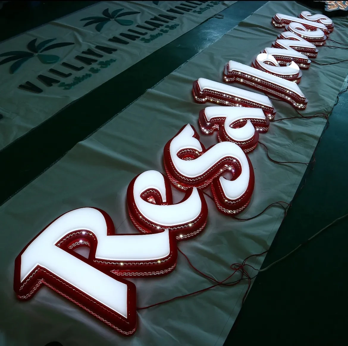 Customized Outdoor Metal Backlit LED Logo 3D Side Punched Letter Lighting Company Commercial Sign Illumination