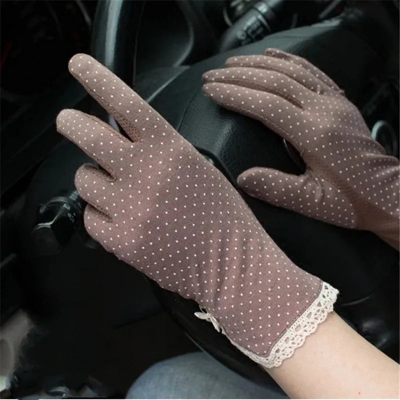 

Fashion Women Gloves Ladies Summer Sunscreen Gloves Cute Dot Lace Patchwork Thin Touch Screen Gloves Breathable Driving Gloves