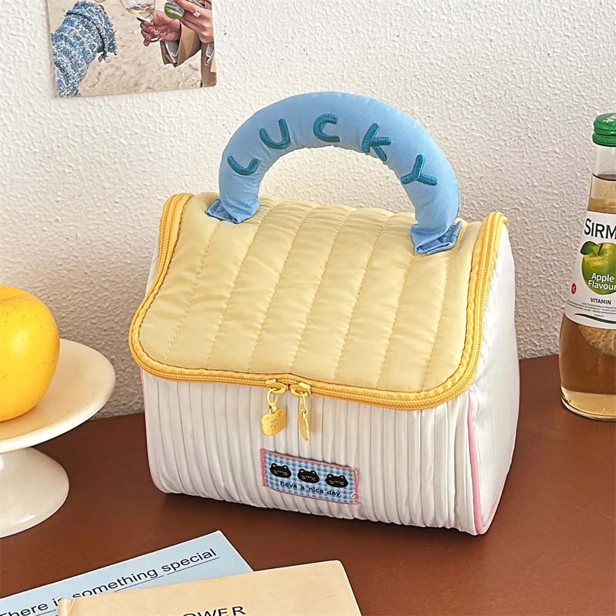 Cute Cabin Makeup Bag Girls Large capacity skincare storage bag Portable portable travel toiletry bag