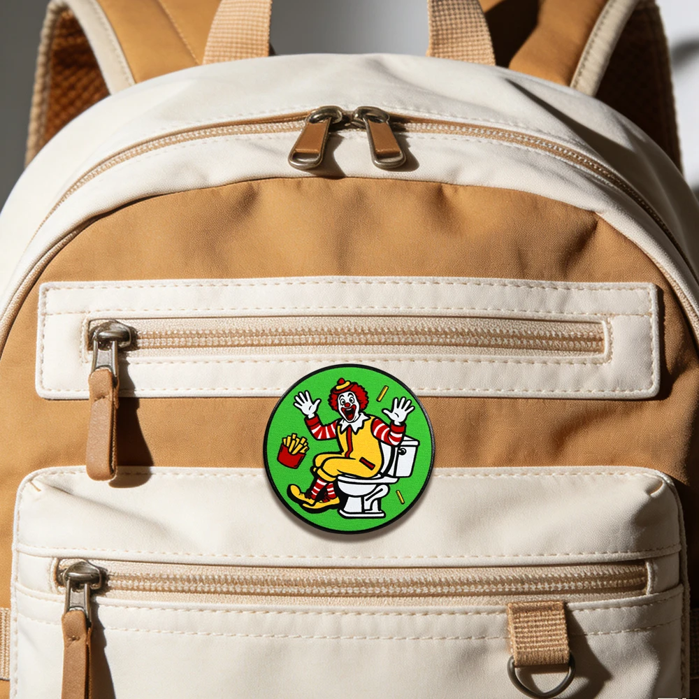 Lustige Fast-Food-Clown-Toiletten-Emaille-Brosche, Humorvolle und Parodiehafte Cartoon-Fast-Food-Abzeichen, Rucksäcke, Hüte, Accessoires, Neuartige Geschenke – Detail 11