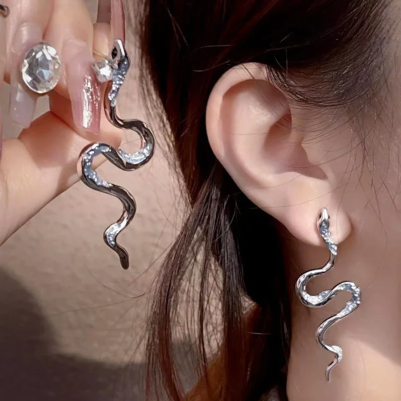 

Exaggerated Metal Snake Pendant Stud Earrings for Women New Fashion Trend Unique Personality Cool Girl Party Unusual Jewelry