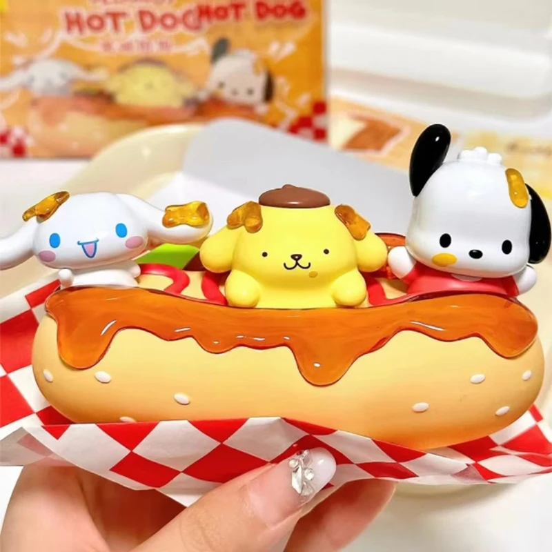 Ornements de figurine de dessin animé mignon pour enfants, Original Sanurgente Family, Pochacco, Hot Dog délicieux, Cannelle créative, Cadeau spécial, Nouveau